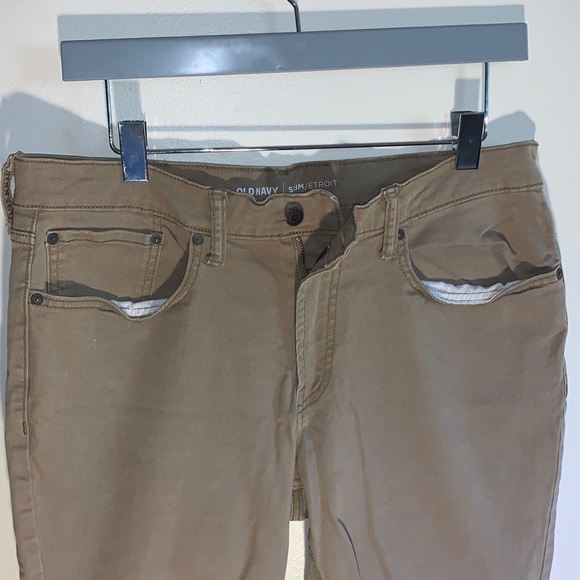 Old navy slim fit jeans - Picture 3 of 4